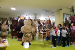 Obisk kurentov na podružnični šoli Pragersko